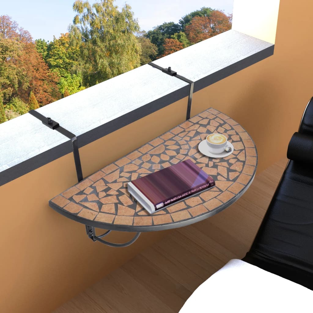 Závesný polkruhový stôl na balkón s terakotovou mozaikou