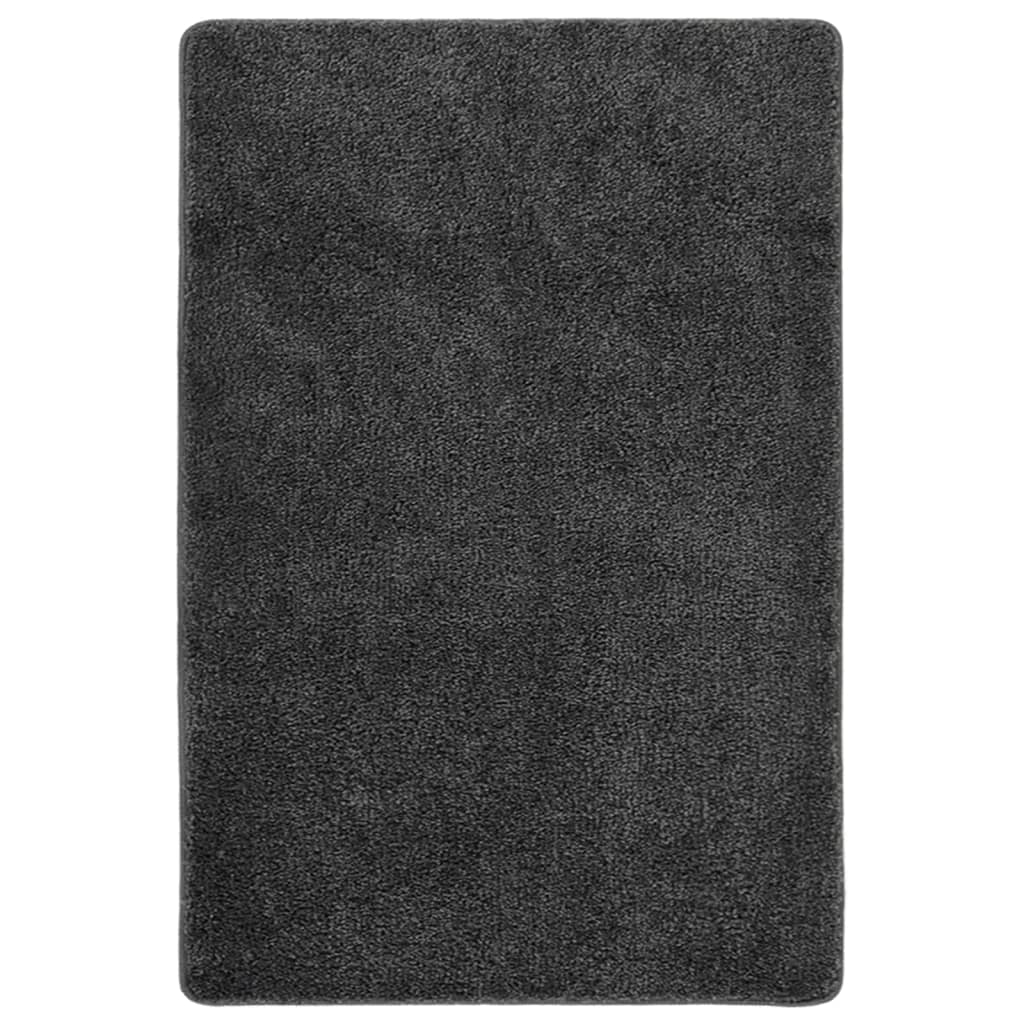 vidaXL Chlpatý koberec tmavosivý 140x200 cm protišmykový