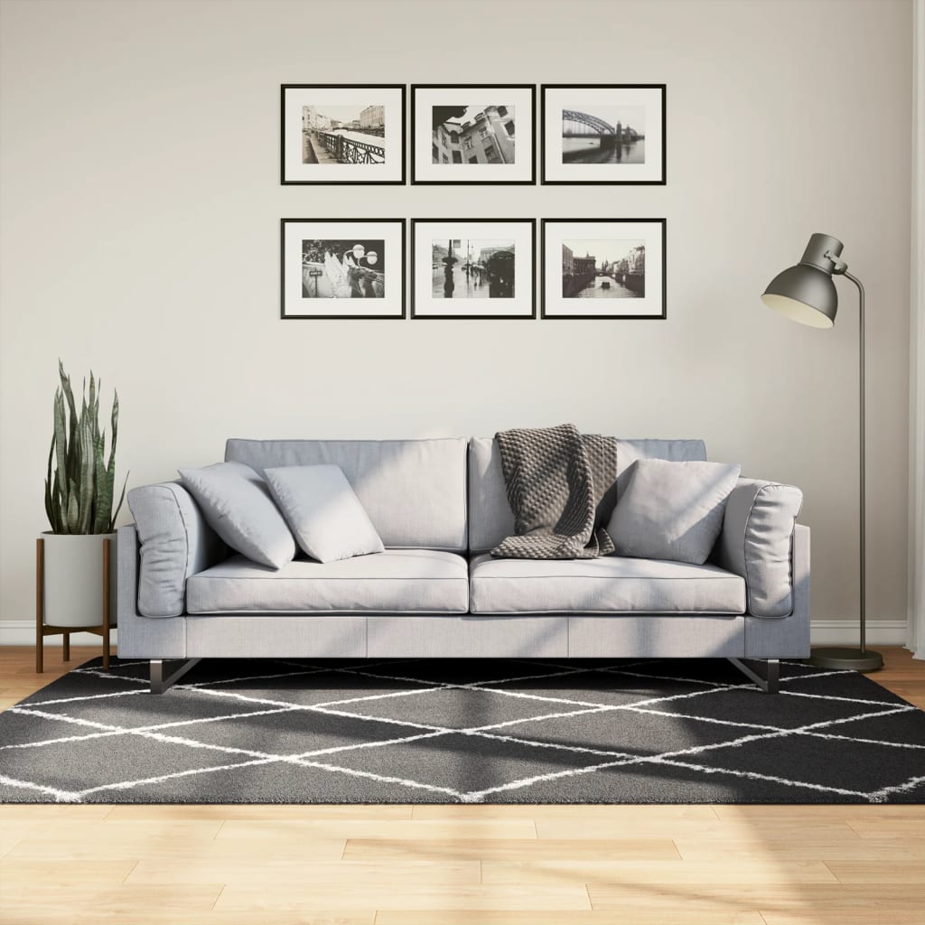 vidaXL Chlpatý koberec vysoký vlas moderný čierno-krémový 140x200 cm